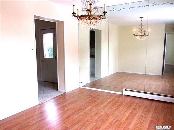 3rd image of 275 Bryant Ave