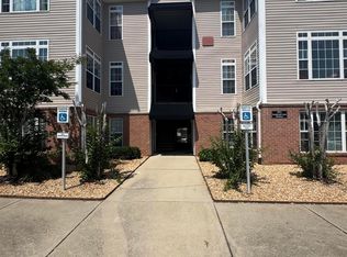 2511 Huntscroft Ln APT 303, Raleigh, NC 27617
