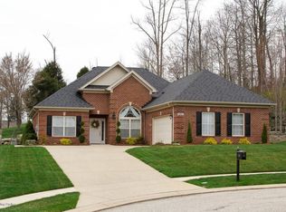 297 Alfred Ln, Shepherdsville, KY 40165