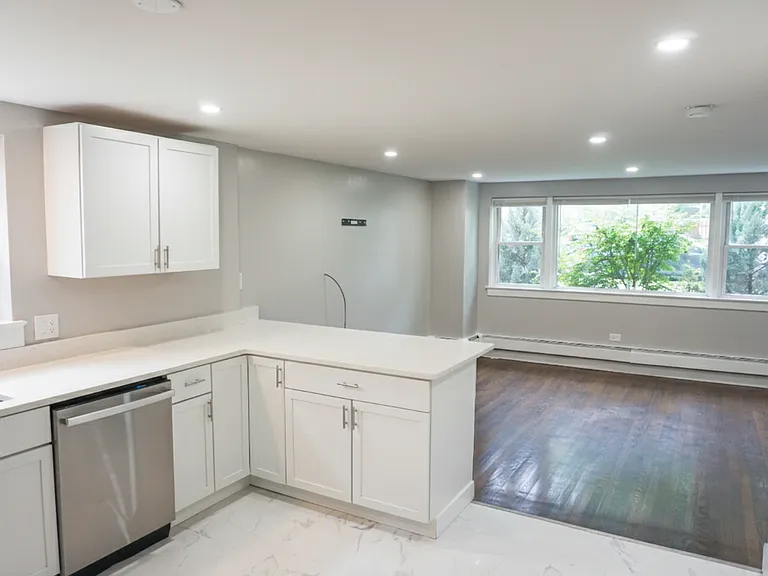 2755 N Newcastle Ave #G — Photo 3