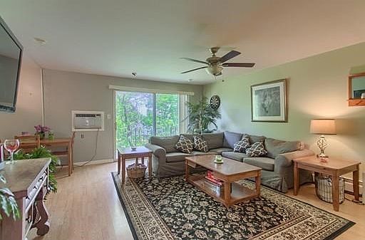 2nd image of 80 Edgelawn Ave APT 5