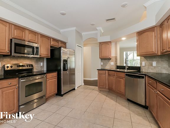 5th image of 15544 Locustberry Ct