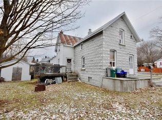 89 Douglas St, Orillia, ON L3V5Y7