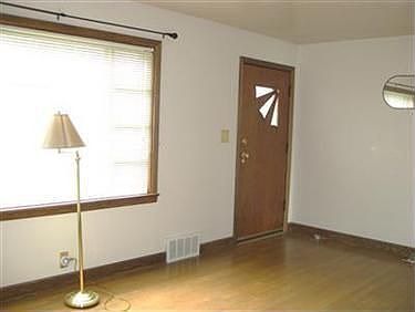 4th image of 5277 Copeland Ave