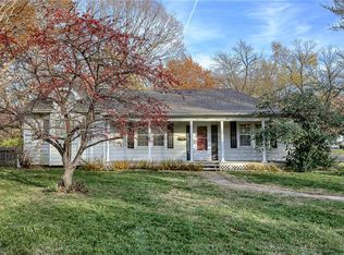 6204 E 113th St, Kansas City, MO 64134