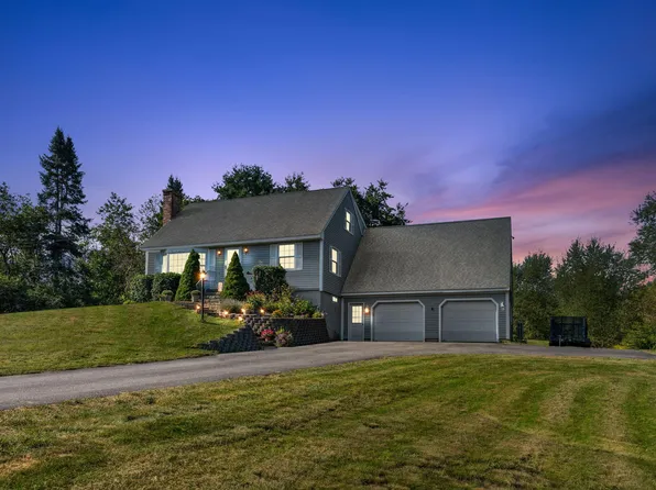 7 Louise Street, Gorham, ME 04038