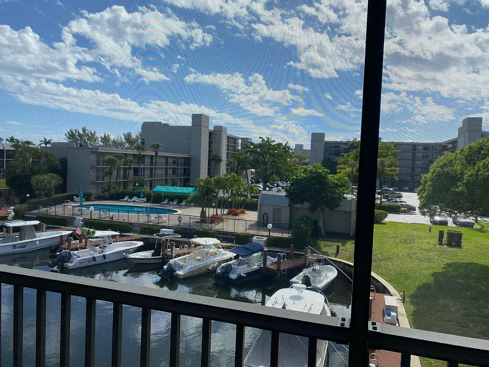 4 Royal Palm Way #308