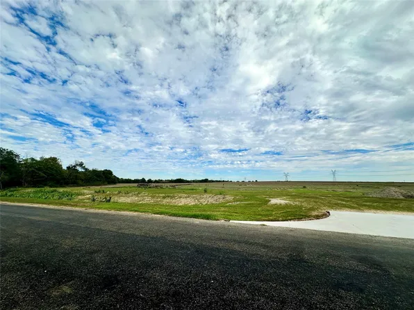 1 County Road 330, Granger, TX 76530