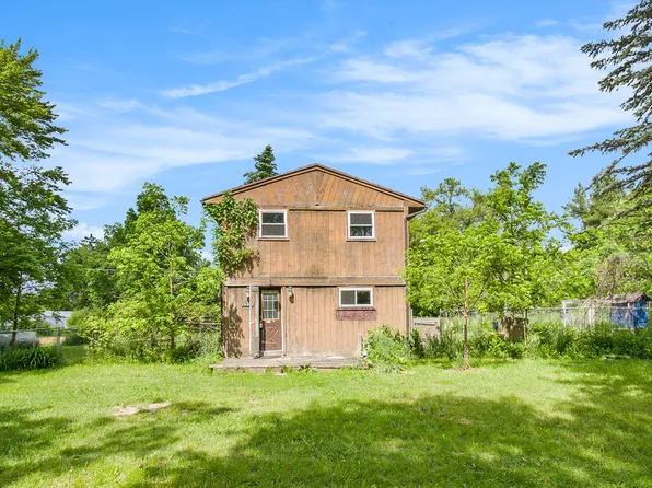 6998 S Royston Rd, Eaton Rapids, MI 48827