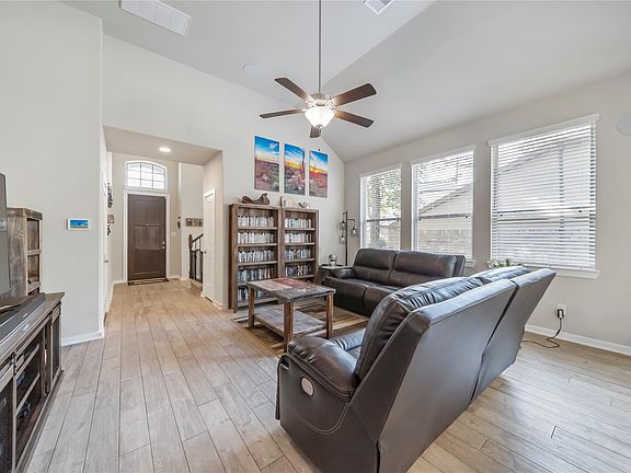 4th image of 3546 Woods Estates Dr