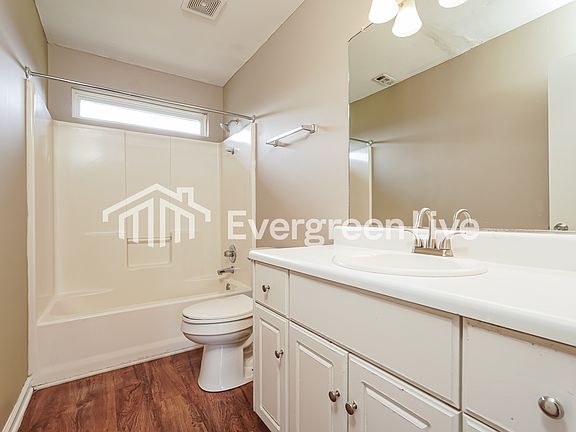 4th image of 3345 Hamden St
