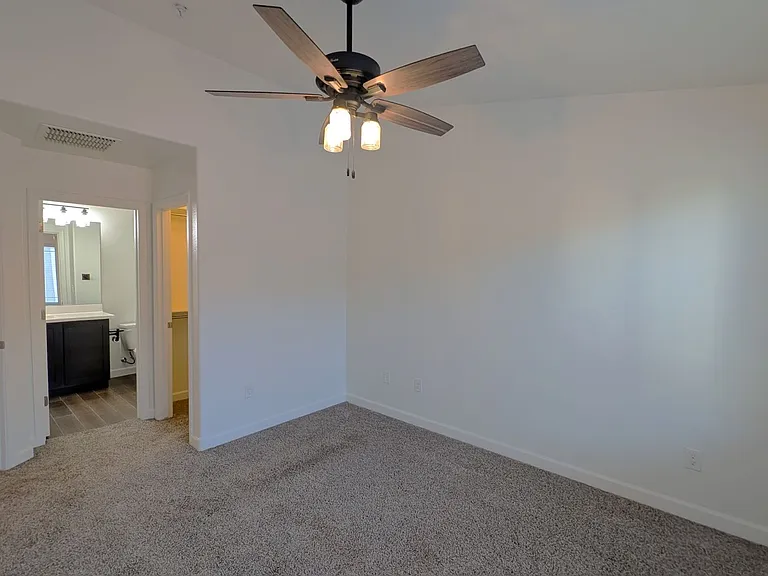 240 W Juniper Ave #1124 — Photo 17