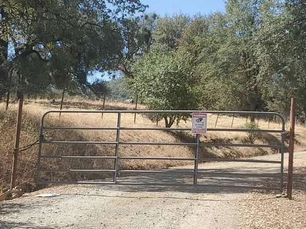 22380 Lyons Bald Mountain Rd, Sonora, CA 95370