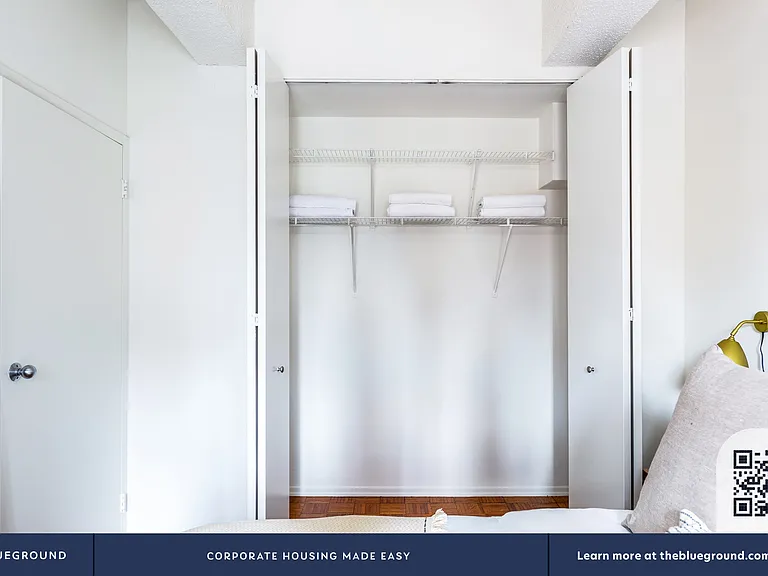 360 W 34th St #12W — Photo 10