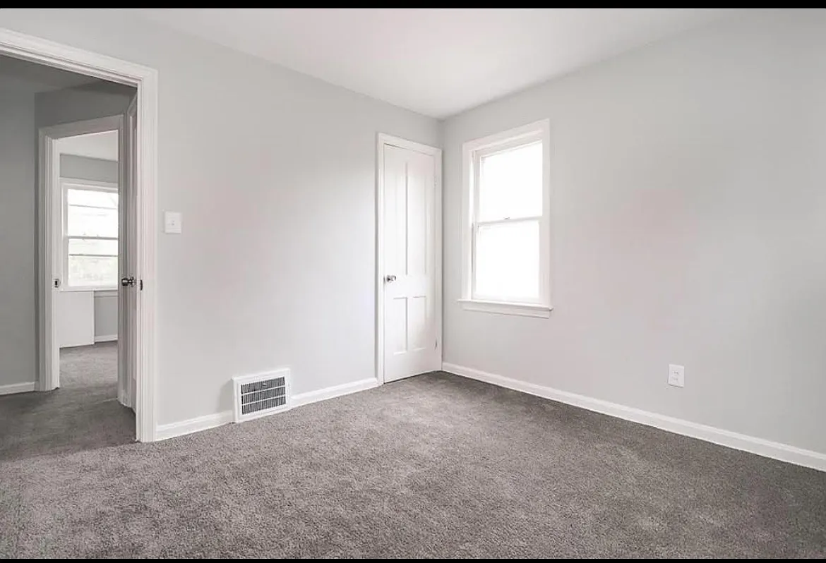 4 bed, 1132 sqft, $1,575 — Photo 4