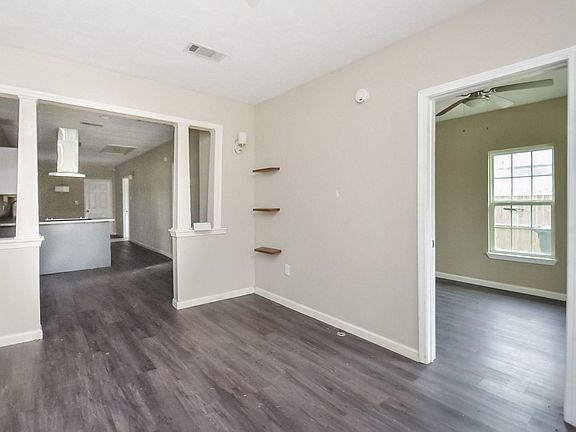 3rd image of 4203 New Orleans St