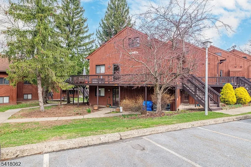 3 Silver Star Ct #10 photo 1