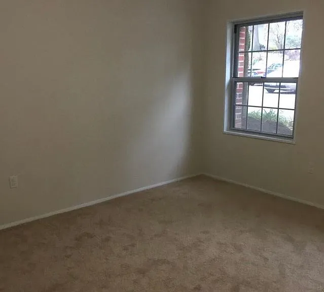 5301 Westbard Cir #222 — Photo 15