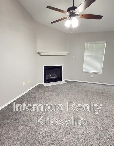 1013 Ashley Michelle Ct — Photo 8