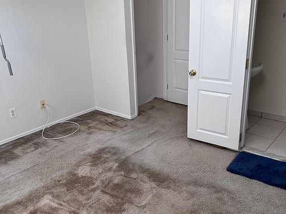 4th image of 14 Naso Ct #A