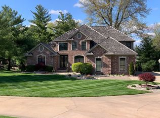 16 Northbridge Ct, Edwardsville, IL 62025