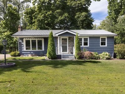 3002 Midland Dr, Erie, PA, 16506