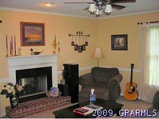 4th image of 105 Bruton Cir