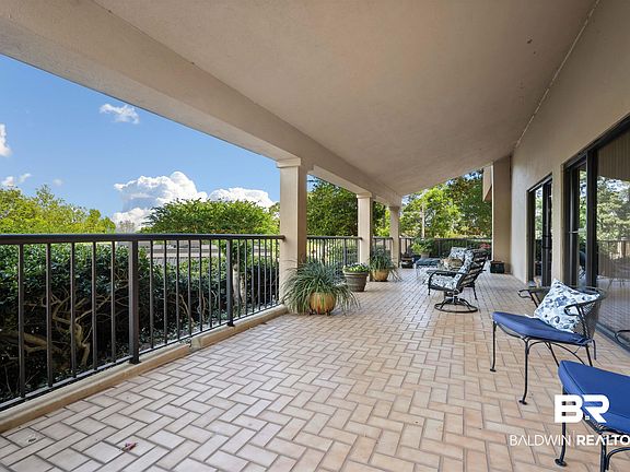 2nd image of 100 Tower Dr APT 1001
