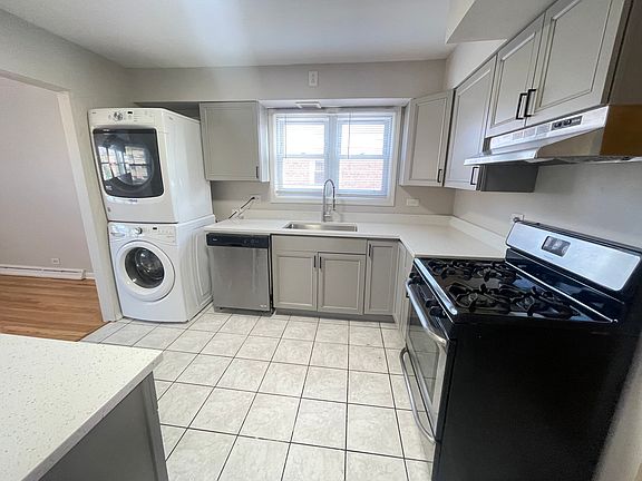 5th image of 9136 N Lawler Ave #2