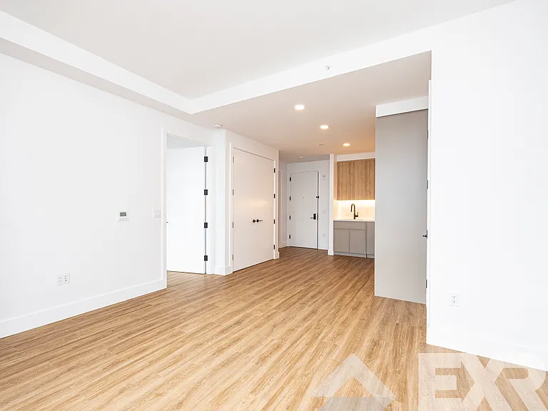 2230 Cropsey Ave #2009 — Photo 6