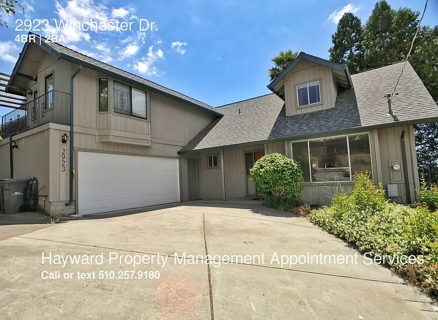 1st image of 2923 Winchester Dr