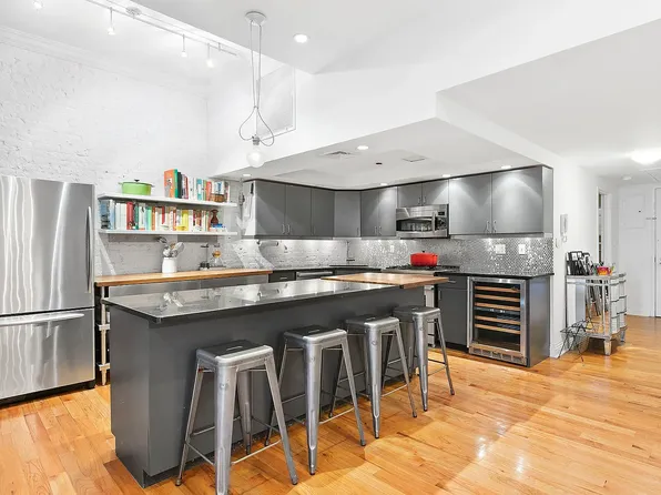 25 Murray St APT 4A, New York, NY 10007