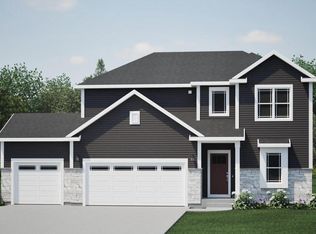 2032 Savannah Dr, Grafton, WI 53024