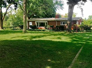 1265 Nickerson Ave, Benton Harbor, MI 49022