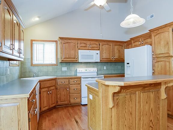 5th image of 13212 Forest Oaks Dr