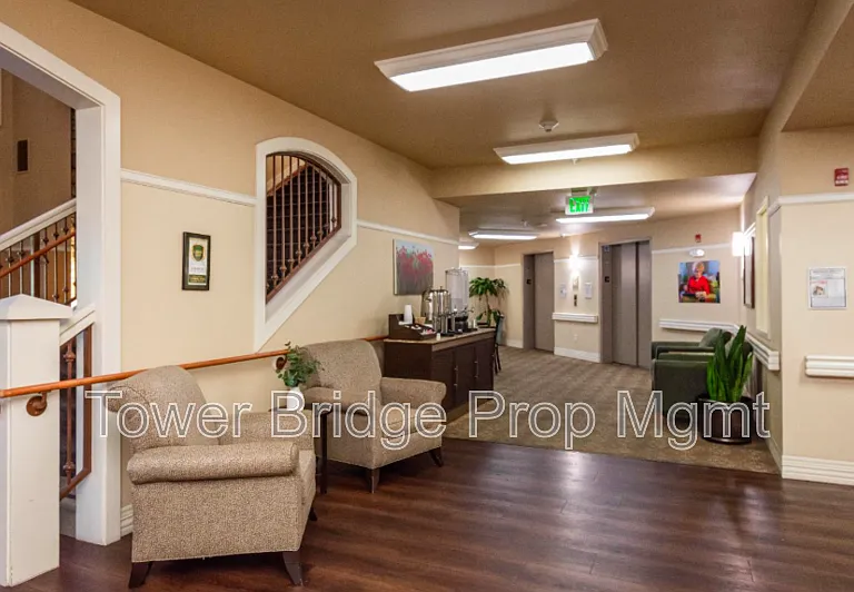 1457 Marseille Ln — Photo 36