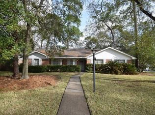 802 Wycliffe Dr, Houston, TX 77079