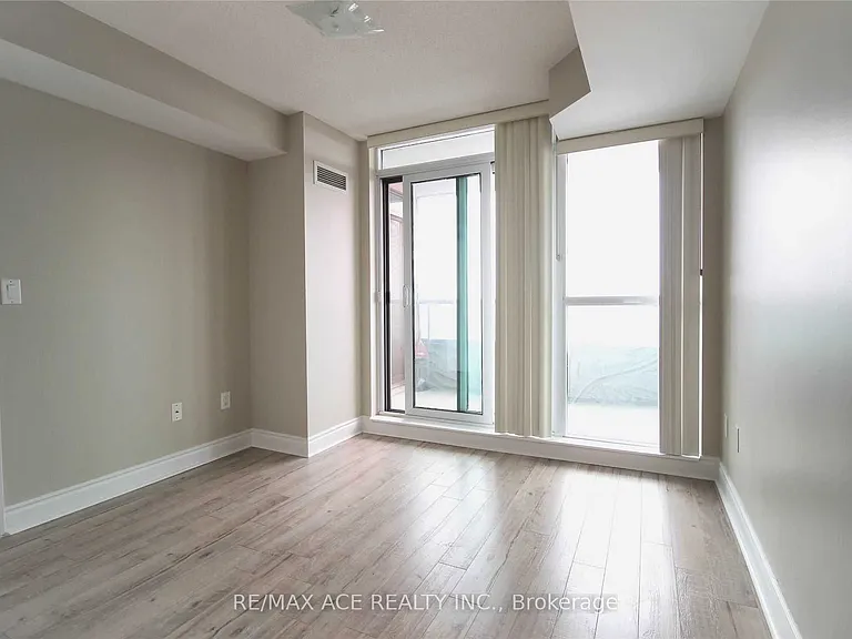 50 Brian Harrison Way #2701 — Photo 7