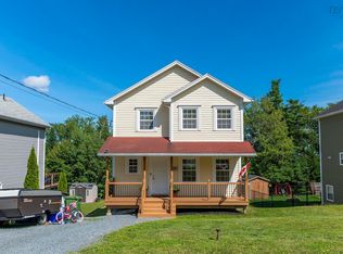 29 Daisy Dr, Beaver Bank, NS B4G1C1