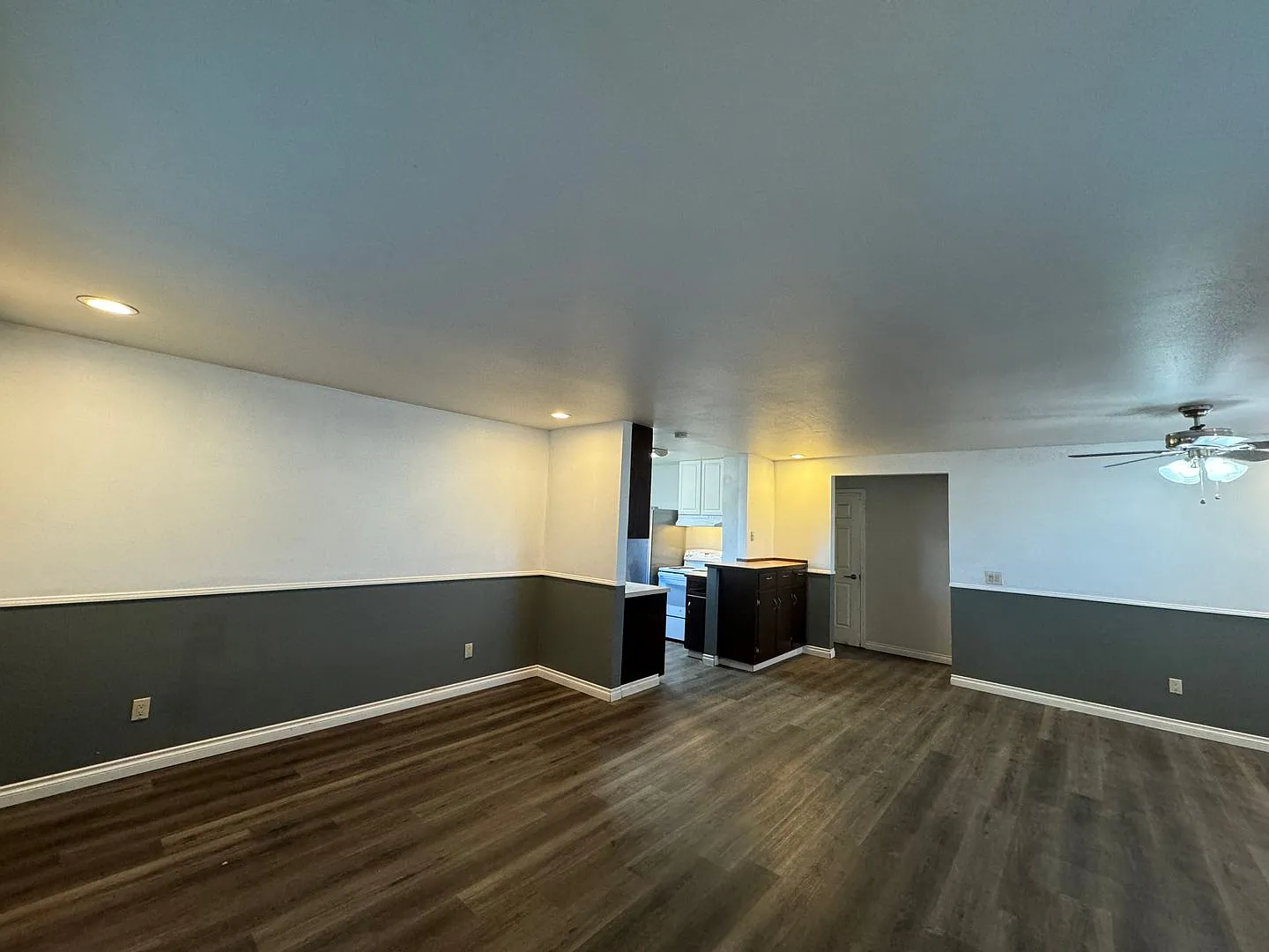 Non-Refundable & Security Deposit Total: $1450.00 — Photo 2