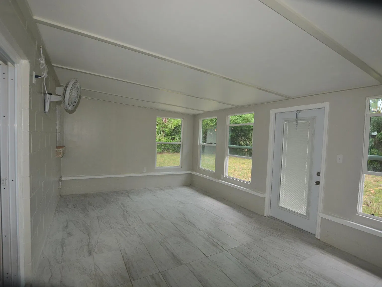 4 bed, $2,200 — Photo 3