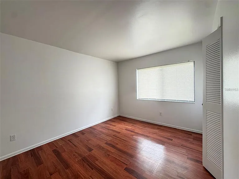 497 Club Dr — Photo 10