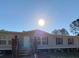 588 Emmanuel Barrow Rd, Claxton, GA 30417