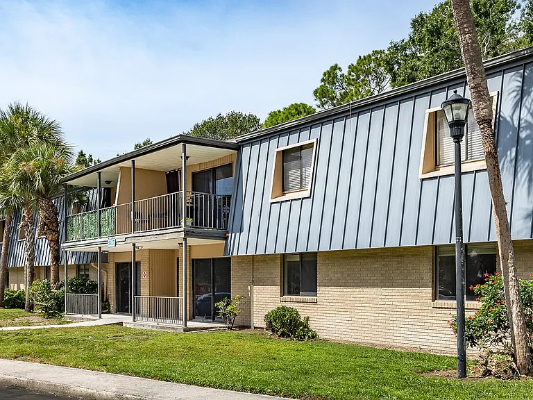 Waterview at Rocky Point Apartments — Photo 21