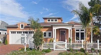 1st image of 220 Trinidad Dr