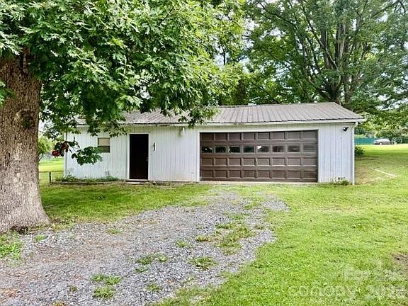 2nd image of 3839 1st Ave NW