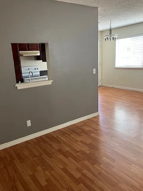 8100 W Quincy Ave — Photo 4
