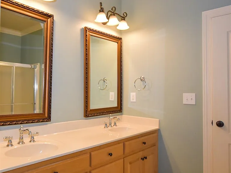 119 Averbeck Ct — Photo 11