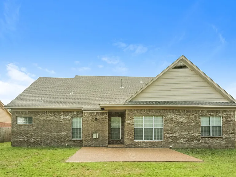 6856 Cades Brook Dr — Photo 16