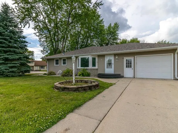 (undisclosed Address), Mankato, MN 56001